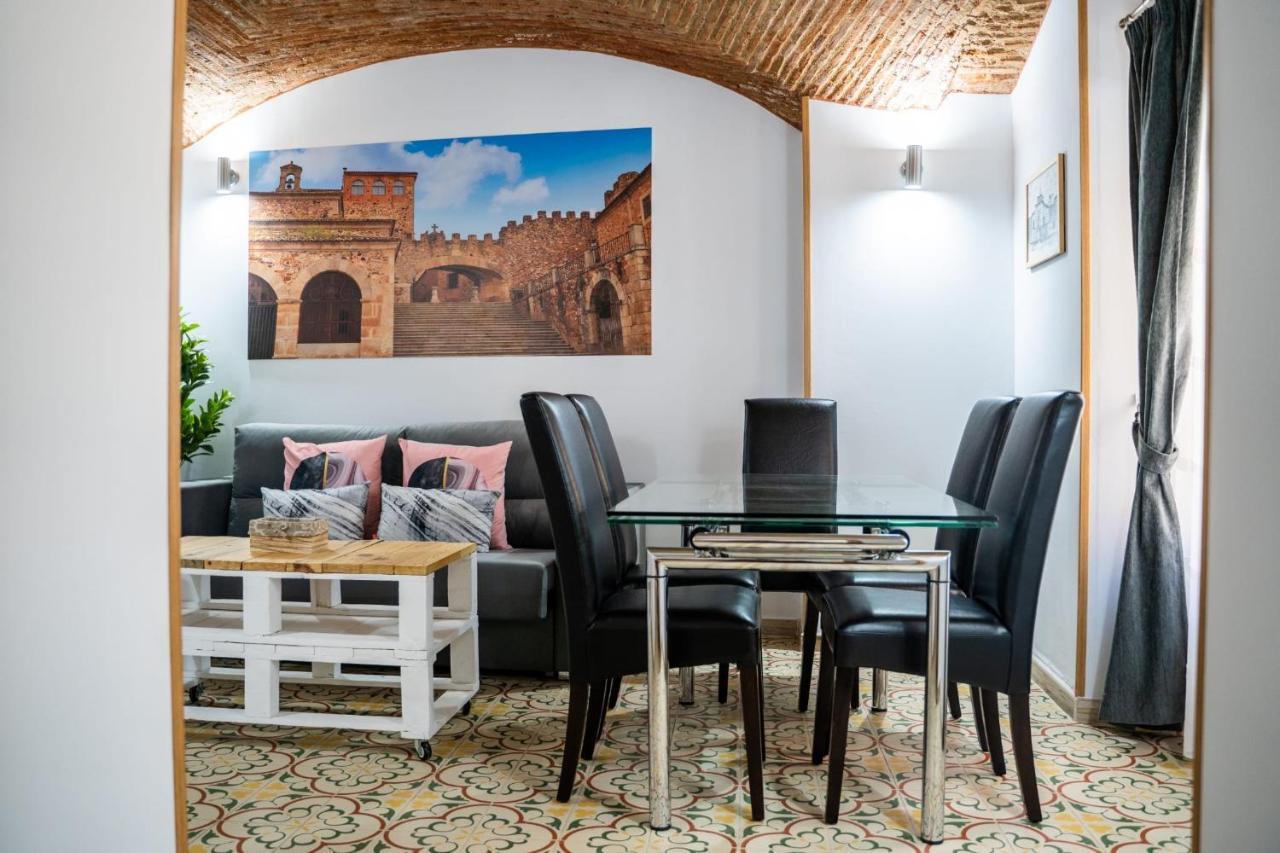 Art&SUITE Apartment Cáceres Esterno foto